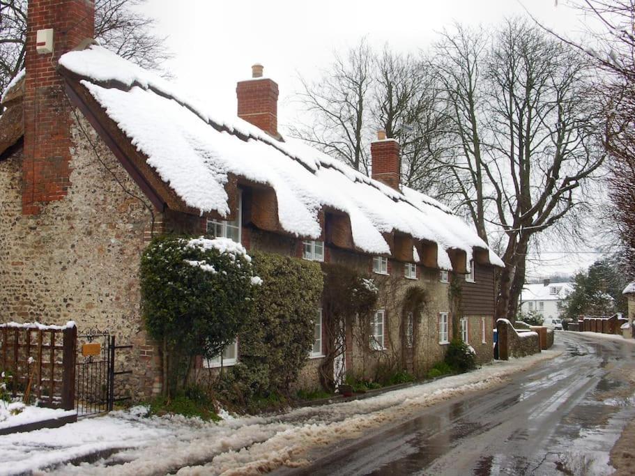 Little Thatch Cottage - Cerne Abbas, Dorset Luaran gambar